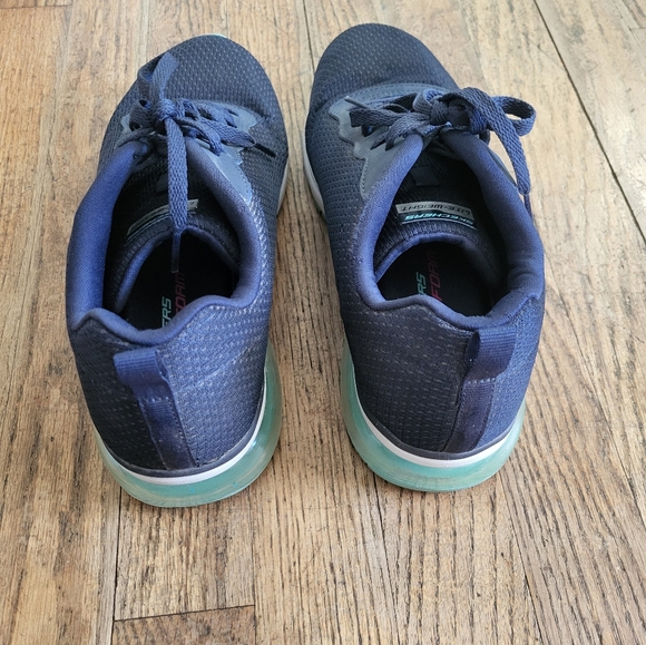 Sketchers Running Walking Shoes Size: 10 - Picture 5 of 9